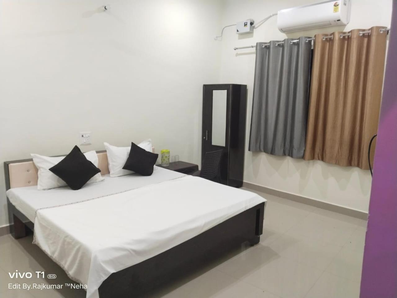 Hotel Jaanvi Orchha Eksteriør billede