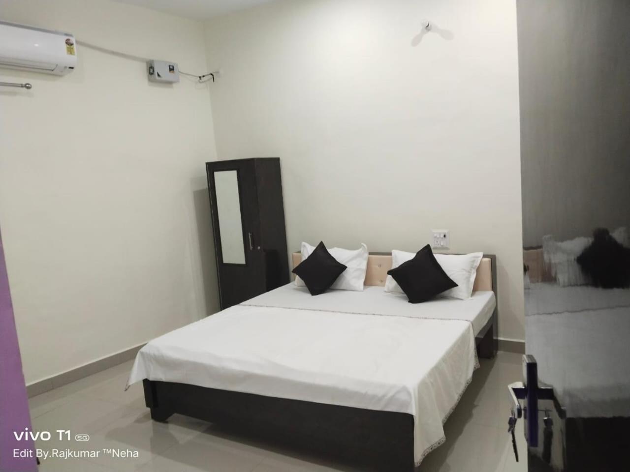 Hotel Jaanvi Orchha Eksteriør billede